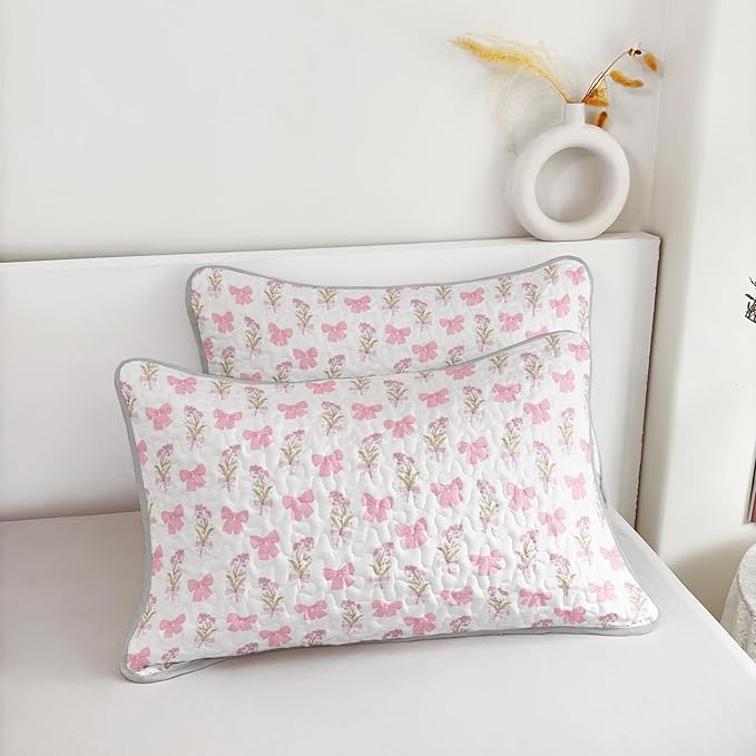 QOOMO Pink Bow Quilt Set Full/Queen Size,Bowknot Bedspread Coverlet Set,Floral 3Pcs Bedding Set Printed Quilt with 2 Pillowcases,Soft and Lightweight,for All Seasons