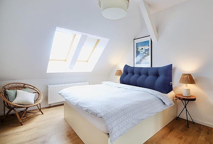 WOWMAX Headboard Wedge Pillow King Triangular Headboard Pillow Bed Wedge Pillow for Headboard Wedge Pillow Headboard for Daybed Bunk Bed Large Bolster Pillow for Bed with Removable Cover, Blue