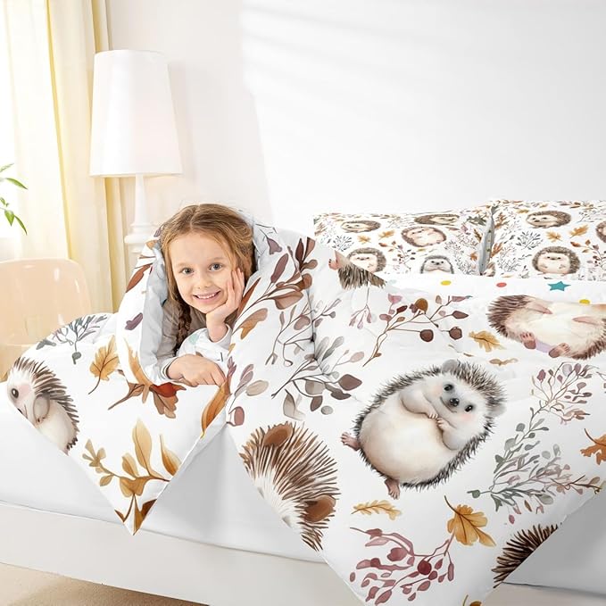 Cartoon Hedgehog Kids Bedding Set,Watercolor Autumn Leaves Plants Comforter Set for Boys Girls Teens,Cartoon Wild Animals Rustic Style Comforter Duvet Set with 2 Pillowcases Full Size 3 Pcs