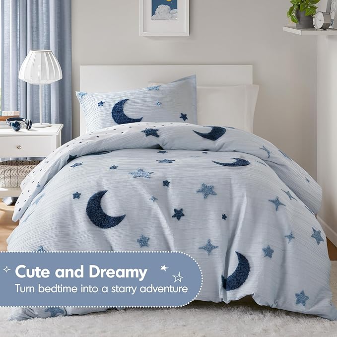 Intelligent Design Kids Cosmos Twin Size Duvet Set – Blue Star and Moon Tufted Chenille, Reversible 2-Piece Bedding with Star Pillow