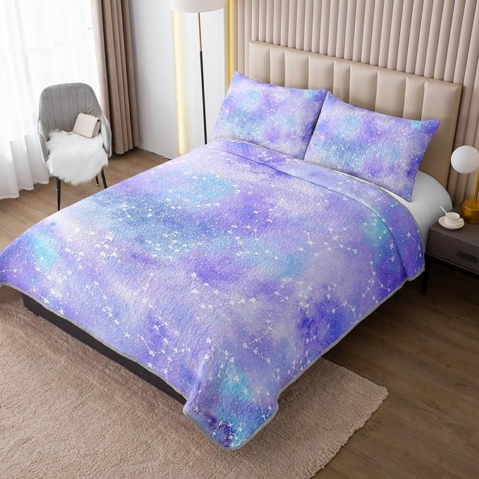 QOOMO Purple Galaxy Quilt Set Full/Queen Size,Starry Sky Bedspread Coverlet Set,Constellation 3Pcs Bedding Set Printed Quilt with 2 Pillowcases,Soft and Lightweight,for All Seasons