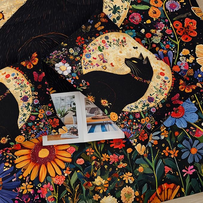 Black Cat Bedding Cartoon Cat Comforter Set Queen，Floral Bedding Queen Size Bed ，with 1 Comforter with 2 Pillow Case