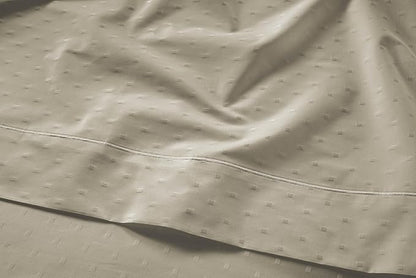 100% Egyptian Cotton Sheet Set Queen Size – Silky Sateen Weave Queen Sheet Set for Winter Sleep Comfort, 15" Snug Fit Deep Pocket, Breathable Hotel-Quality Soft Luxury You Can Feel - Swiss Dot Linen