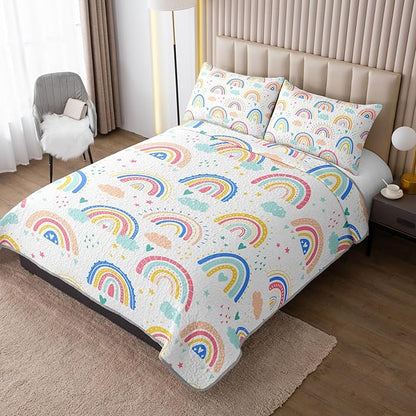 QOOMO Rainbow Quilt Set King Size,Colorful Rainbow Bedspread Coverlet Set,Cloud and Star 3Pcs Bedding Set Printed Quilt with 2 Pillowcases,Soft and Lightweight,for All Seasons