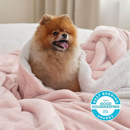 Bedsure GentleSoft Sherpa Fleece Throw Blanket for Couch - Thick and Warm Throw Gifts for Women and Girls, Soft Fuzzy Plush Christmas Blanket for Winter, Room Home Decor, Pink, 50x60 Inches