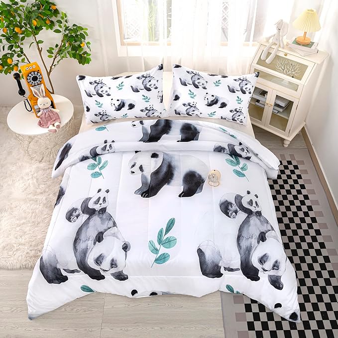 CVHOUSE Panda Bedding Set, Cute Comforter Full for Girls Kids Teens, Kawaii Quilt Set With 1 Comforter and 2 Pillow Cases - 3 Piece