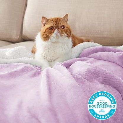 Bedsure GentleSoft Sherpa Fleece Blankets King Size for Bed - Thick and Warm Throw for Girls and Women, Soft Fuzzy Plush King Blanket for Winter, Lilac, 108x90 Inches