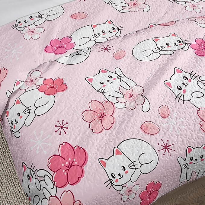 QOOMO Floral Cat Quilt Set Full/Queen Size,Sakura Cats Bedspread Coverlet Set,Cute Cats 3Pcs Bedding Set Printed Quilt with 2 Pillowcases,Soft and Lightweight,for All Seasons