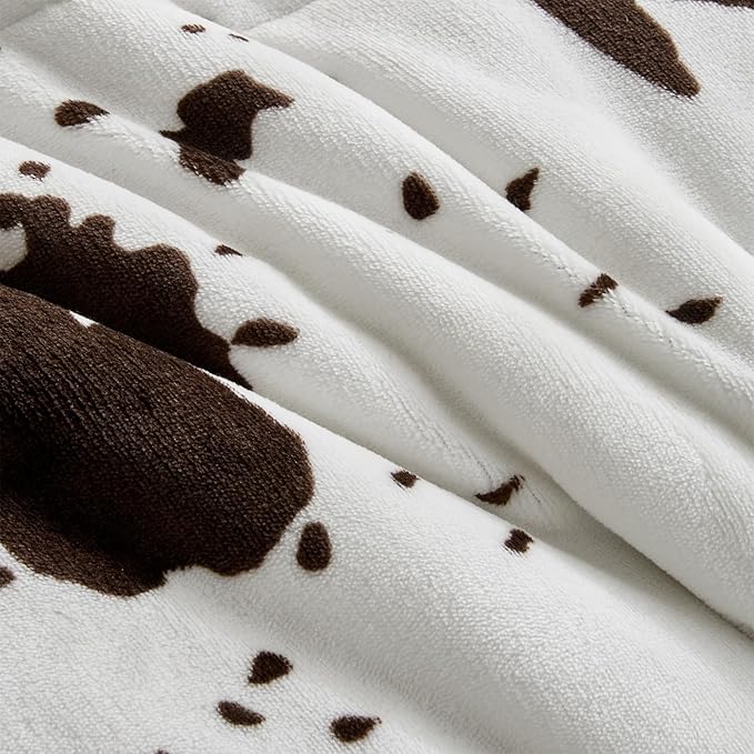 Petrichor Velvet Flannel King Comforter Set- Cow Print Western Style Blanket,Luxury Fuzzy Heavy Bedding Set, 3 Pieces Plush Winter Bed Set with Comforter (90"x104") & 2 Pillow Shams (20"x36"