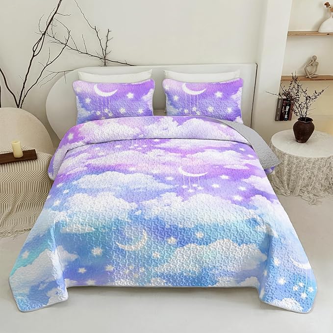 QOOMO Clouds Quilt Set Twin Size,Galaxy Bedspread Coverlet Set,Moon and Star 3Pcs Bedding Set Printed Quilt with 2 Pillowcases,Soft and Lightweight,for All Seasons