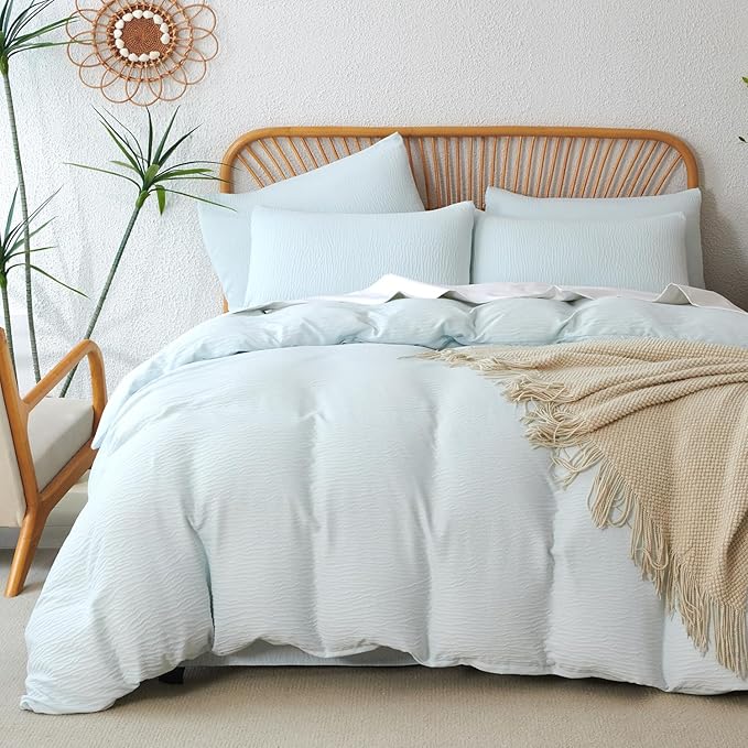 King Duvet Cover Light Blue, Luxury Brushed Microfiber Double-Layer Crinkle Gauze Pale Blue Duvet Cover, 3 Pieces Bedding for All-Season, Soft Breathable with Zipper Closure (No Comforter)