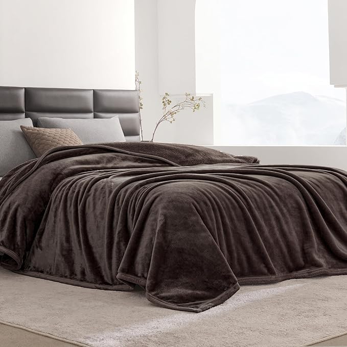 Mellowdy Extra Thick Hearty Plush Flannel Blanket (Peat Brown, 90x90) - 500GSM King Size Warm Blanket for Winter, Fall | Soft, Fluffy, Cuddly, Perfect for Bed, Oversized Throw for Couch, Sofa