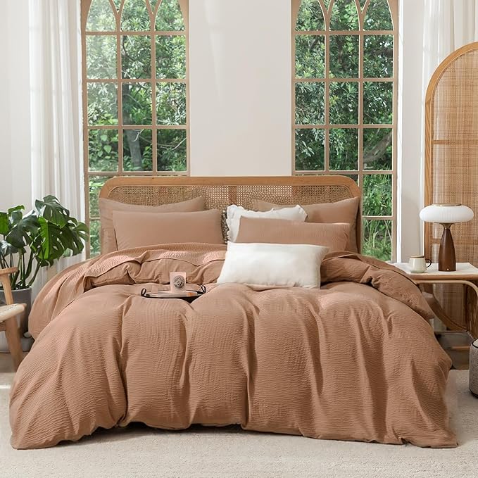 Duvet Cover King Set, Luxury Brushed Microfiber Double-Layer Crinkle Gauze Bown Duvet Cover, 3 Pieces Bedding for All-Season, Soft Breathable with Zipper Closure (No Comforter)