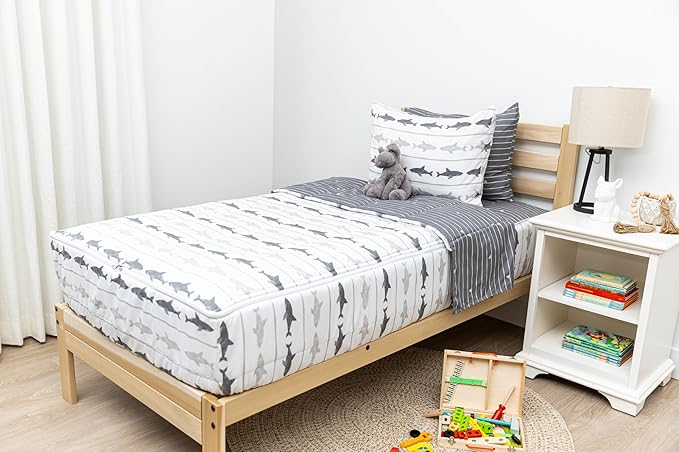 Beddy's Great White Shark Theme Boys Durable Zipper Bedding for Kids, Bed in a Bag for Kids, White & Gray Sheets & Comforter, Includes Pillowcase & Pillow Sham, Easy to Make & Wash