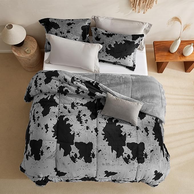 Petrichor Velvet Flannel Twin Comforter Set-Cow Print Western Style Blanket,Luxury Fuzzy Heavy Bedding Set, 2 Pieces Plush Winter Bed Set with Comforter (68"x88") & 1 Pillow Shams (20"x26")