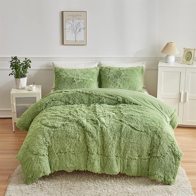 Wajade Faux Fur Plush Sage Green Comforter Set Fluffy Fuzzy Shaggy Bedding Set - 3PC Queen Size Microfiber Soft Warm Quilt Set