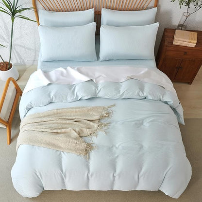 King Duvet Cover Light Blue, Luxury Brushed Microfiber Double-Layer Crinkle Gauze Pale Blue Duvet Cover, 3 Pieces Bedding for All-Season, Soft Breathable with Zipper Closure (No Comforter)