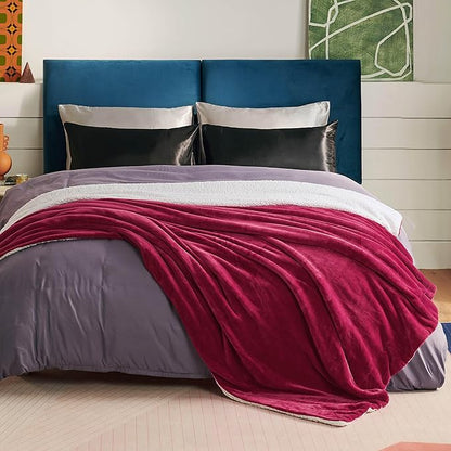 Bedsure GentleSoft Sherpa Fleece Blankets Queen Size for Bed - Thick and Warm Throw for Girls and Women, Soft Fuzzy Plush Queen Christmas Blanket for Winter, Red, 90x90 Inches