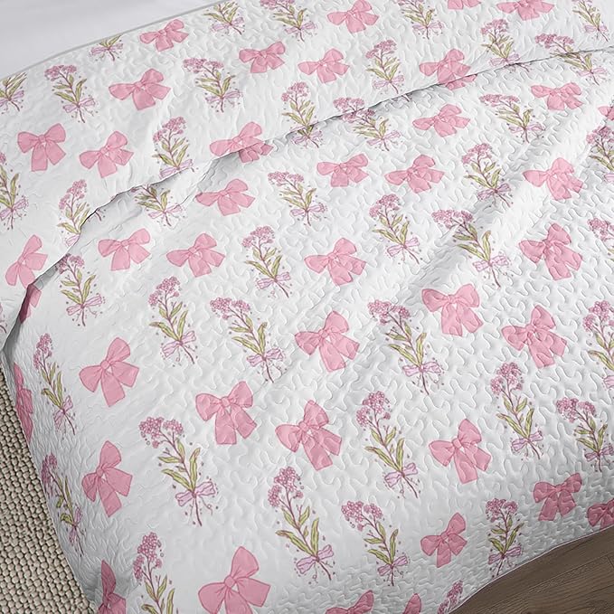 QOOMO Pink Bow Quilt Set Full/Queen Size,Bowknot Bedspread Coverlet Set,Floral 3Pcs Bedding Set Printed Quilt with 2 Pillowcases,Soft and Lightweight,for All Seasons