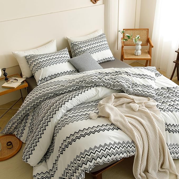 Wellboo Boho Black Striped Comforter Set King Aztec Southwest Bedding Set Women Men Bohemian White Black Geometric Quilt Farmhouse Striped Aztec Folkloric Blankets White and Black Wavy Art Comforters
