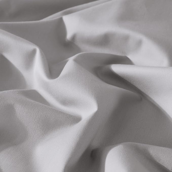 CirclesHome Pillow Protectors 4 Pack Queen Zippered - 100% Cotton Breathable Pillowcases - Protects Pillows from Dirt, Dust and Debris (Queen- Set of 4 - 20x30)