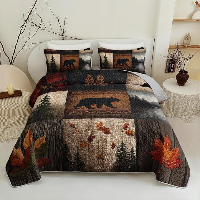 QOOMO Woodland Quilt Set King Size,Bear Leaves Bedspread Coverlet Set,Bear Leaves 3Pcs Bedding Set Printed Quilt with 2 Pillowcases,Soft and Lightweight,for All Seasons