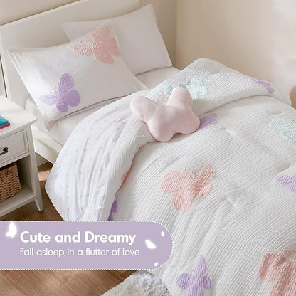 Intelligent Design Kids Rio Twin Comforter Set – Girls’ Reversible Tufted Chenille Bedding with Pastel Purple Butterflies and Pink Dot, 3pcs