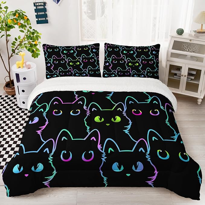 QOOMO Cartoon Cat Sherpa Plush Comforter Set, King Size 3 Pieces Cute Animals Comforter Sets, Ultra Soft Cozy Fleece Bedding Set, Comforter Bed Sets for All Seasons