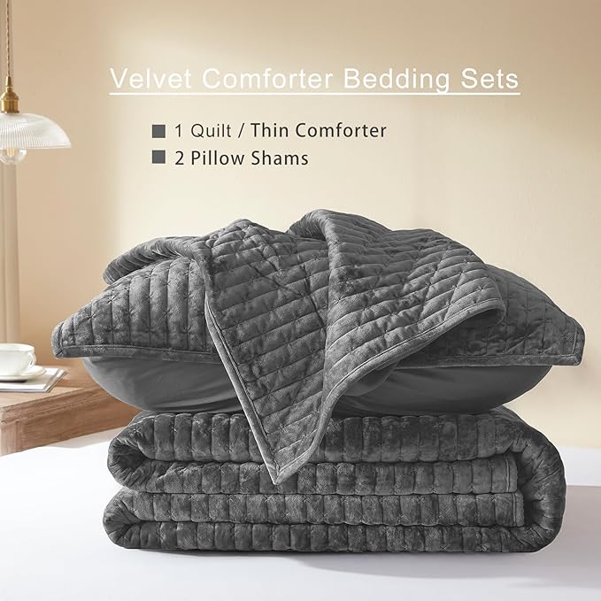 LEAONME Velvet Quilt California King Size 118''x106'', Lightweight Grey Velvet Comforter Set with 2 Matching Shams, Soft Cross Stitch Bedspread, Oversized King Quilt Set for All Season