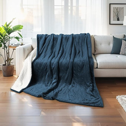 Electric Heated Blanket Throw Size 50"x60", 5 Heat Settings- 3H Auto Shut Off Flannel Material&Sheepskin Fabric, Machine Washable, Peacock Green&White