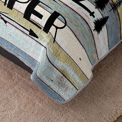 HOSIMA Vintage Camper Quilt Set Full Size,Lightweight Bedding Set for Adults,Camping Travel Trailer Printed Quilt for Camper Decor,Happy Camping Themed Bedding with 2 Pillowcases.