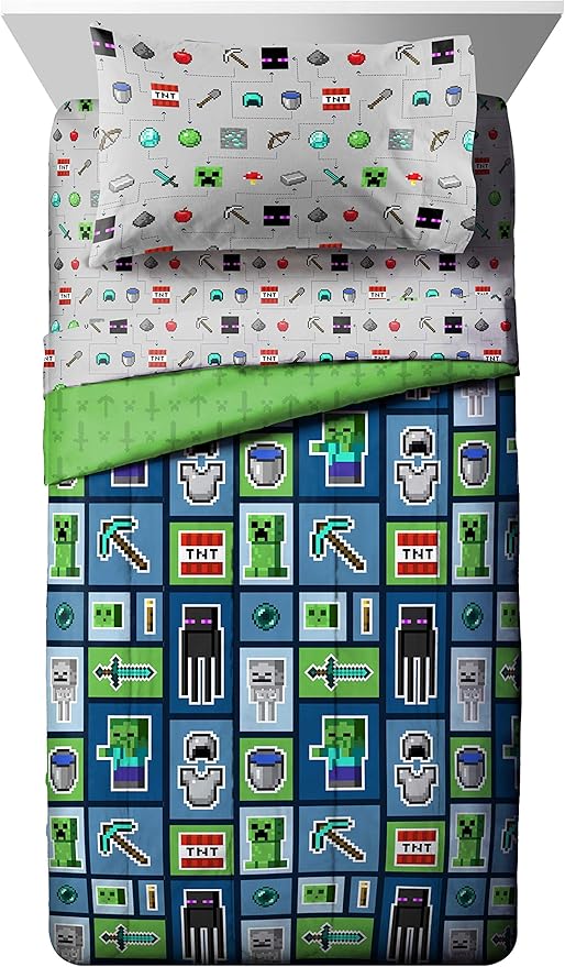 Jay Franco Minecraft Monster Hunters 5 Piece Full Bed Set - Includes Reversible Comforter & Sheet Set - Bedding Features Creeper - Super Soft Fade Resistant Microfiber (Official Minecraft Product)