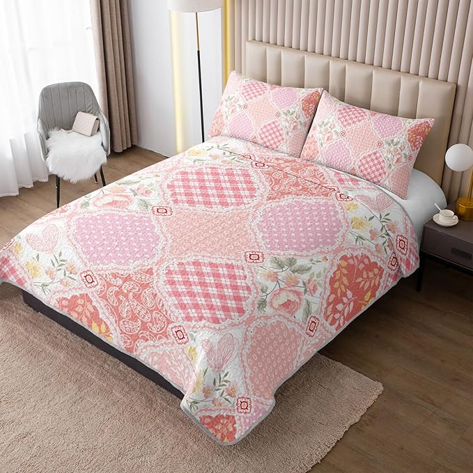 QOOMO Patchwork Quilt Set Twin Size,Pink Floral Bedspread Coverlet Set,Flower 3Pcs Bedding Set Printed Quilt with 2 Pillowcases,Soft and Lightweight,for All Seasons
