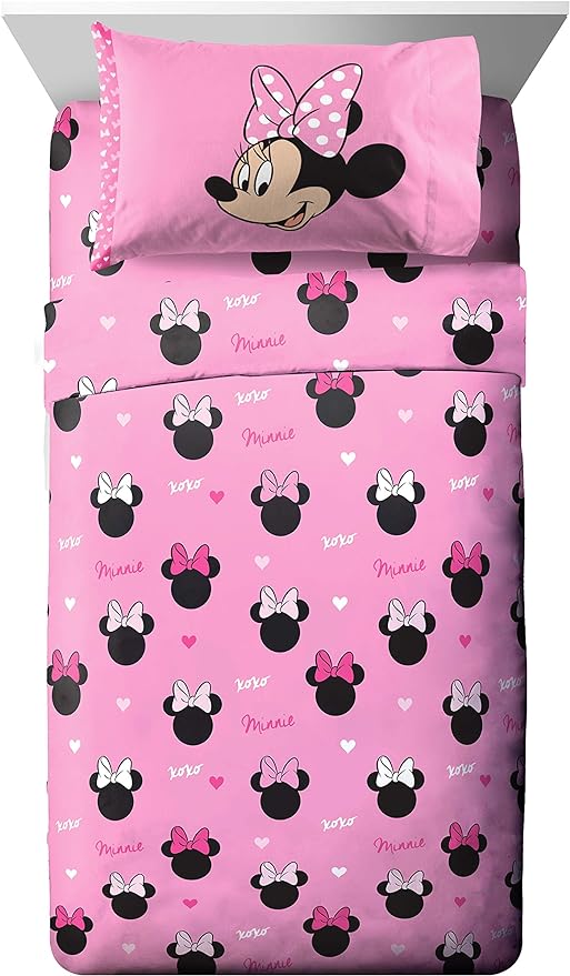 Jay Franco Disney Minnie Mouse Hearts N Love 5 Piece Full Size Bed Set - Includes Reversible Comforter & Sheet Set - Super Soft Fade Resistant Microfiber - (Official Disney Product)