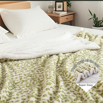 Electric Heated Blanket Throw 50"×60" with 6 Heating Levels &3 Hours Auto Off, Heating Double Sided Plush Sherpa, Fast Heating, Machine Washable Leopard Print Green & White