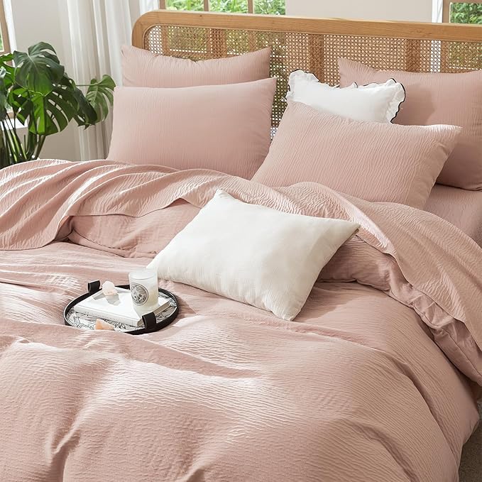 Duvet Cover King Size, Luxury Brushed Microfiber Double-Layer Crinkle Gauze Pink King Duvet Cover, 3 Pieces Bedding for All-Season, Soft Breathable with Zipper Closure (No Comforter)