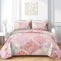 QOOMO Patchwork Quilt Set King Size,Pink Floral Bedspread Coverlet Set,Flower 3Pcs Bedding Set Printed Quilt with 2 Pillowcases,Soft and Lightweight,for All Seasons