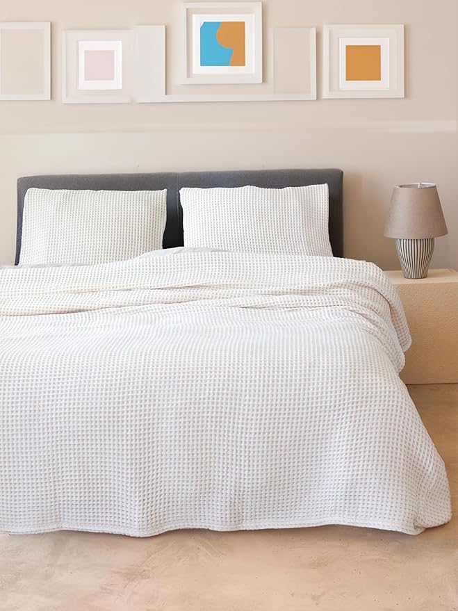 100% Turkish Cotton Waffle Blanket King Size White - Premium Quality, Light and Airy Waffle Weave All-Season Quilt - Lux Decorative Bedspread (White, King Size 95" x 110" Inch)