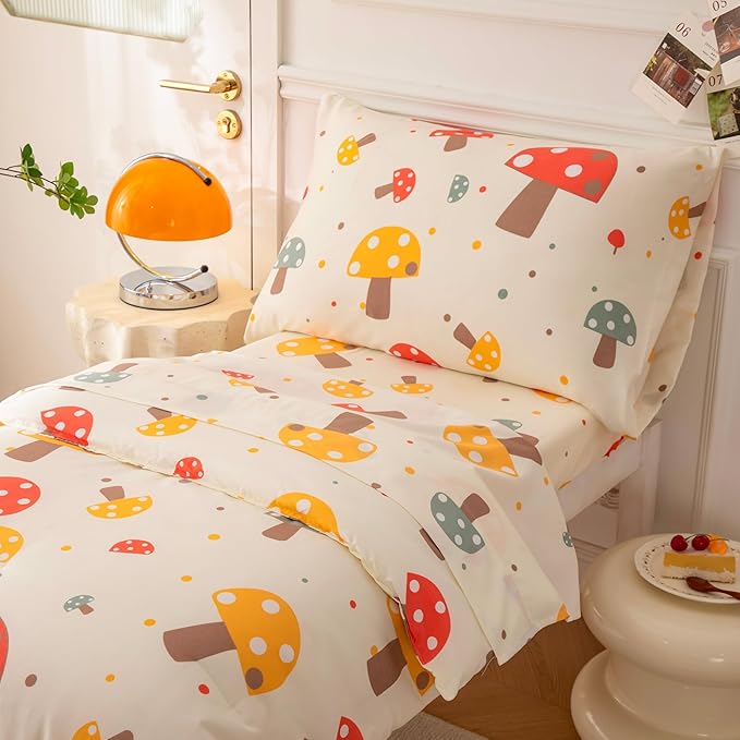 SDIII 4 Piece Mushroom Toddler Bedding Set, Soft Microfiber Botanical Bedding Toddler Bed Set with Comforter, Fitted Sheet, Flat Sheet and Pillowcase