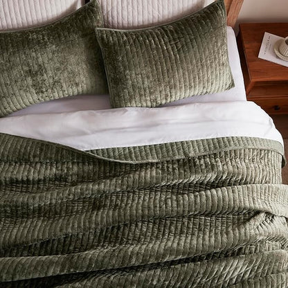 LEAONME Oversized King Quilt 120''x120'', Lightweight Olive Green Velvet Comforter Set with 2 Matching Shams, Soft Cross Stitch Bedspread Coverlet, Oversized King Bedding Set for All Season