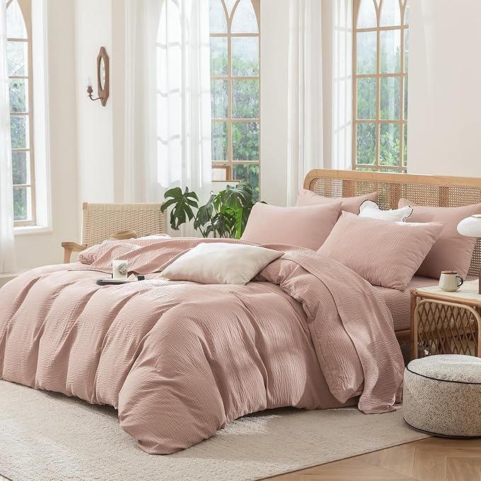 Duvet Cover King Size, Luxury Brushed Microfiber Double-Layer Crinkle Gauze Pink King Duvet Cover, 3 Pieces Bedding for All-Season, Soft Breathable with Zipper Closure (No Comforter)