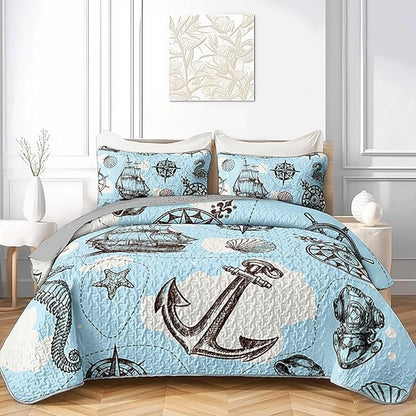 QOOMO Voyage Quilt Set Full/Queen Size,Navigate Bedspread Coverlet Set,Anchor 3Pcs Bedding Set Printed Quilt with 2 Pillowcases,Soft and Lightweight,for All Seasons