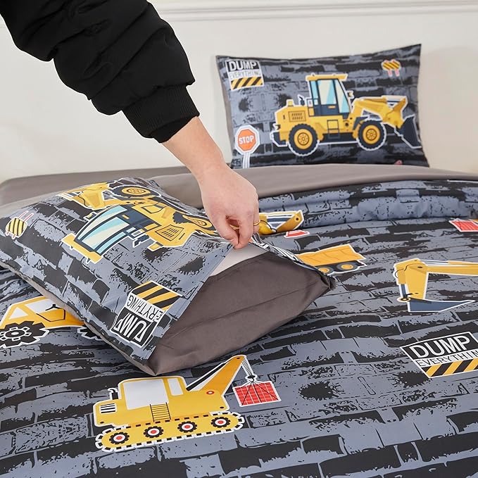 RYNGHIPY Construction Truck Bedding Set Excavator Tractor Bed Set for Boys Bedroom Kids Comforter Sets with 1 Comforter 2 Pillowcases (Black-Grey,Twin)