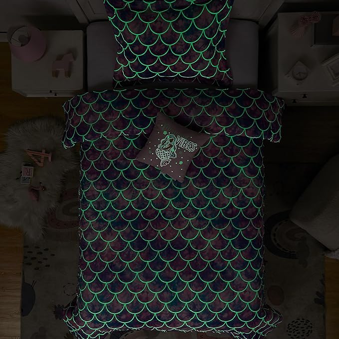 Kids Comforter Set Full Size for Girls, Glow in The Dark Mermaid Bedding Set 1 Comforter, 1 Decor Pillow, 2 Pillow Shams