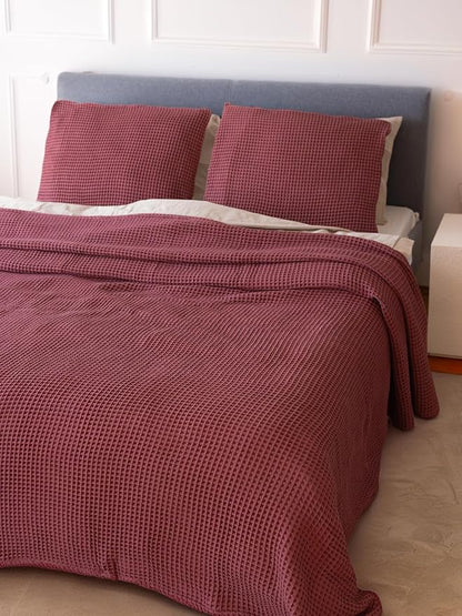 Premium Waffle Blanket Queen XL Size Red - Luxury, Pure 100% Turkish Cotton, Light & Airy Waffle Weave All-Season Quilt - Decorative Bedspread (Dark Red, Queen XL 95" x 102" Inch)