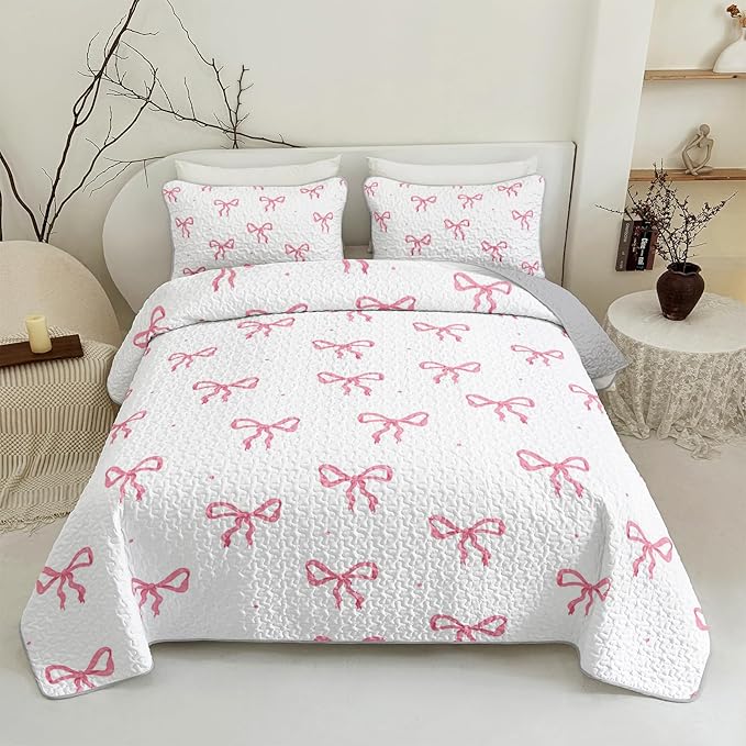 QOOMO Pink Bow Quilt Set Twin Size,Bowknot Bedspread Coverlet Set,Pink 3Pcs Bedding Set Printed Quilt with 2 Pillowcases,Soft and Lightweight,for All Seasons