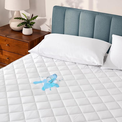 Bare Home Waterproof Quilted Mattress Protector (Queen) - Cooling Mattress Pad - Protects Against Spills - Easily Washable - Elastic Fitted Mattress Cover - Stretch-to-Fit up to 15 Inches Deep (Queen)