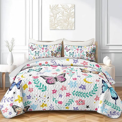 QOOMO Floral Butterfly Quilt Set Full/Queen Size,Butterflies Bedspread Coverlet Set,Flower 3Pcs Bedding Set Printed Quilt with 2 Pillowcases,Soft and Lightweight,for All Seasons