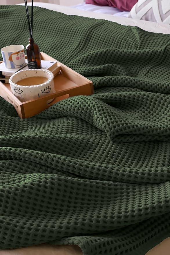 Premium Waffle Blanket Queen XL Size Green - Luxury, Pure 100% Turkish Cotton, Light & Airy Waffle Weave All-Season Quilt - Decorative Bedspread (Dark Green, Queen XL 95" x 102" Inch)