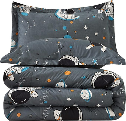 JSD Grey Astronaut Kids Comforter Set Queen Size, 3 Piece Space Theme Microfiber Comforter with Pillow Sham, Machine Washable
